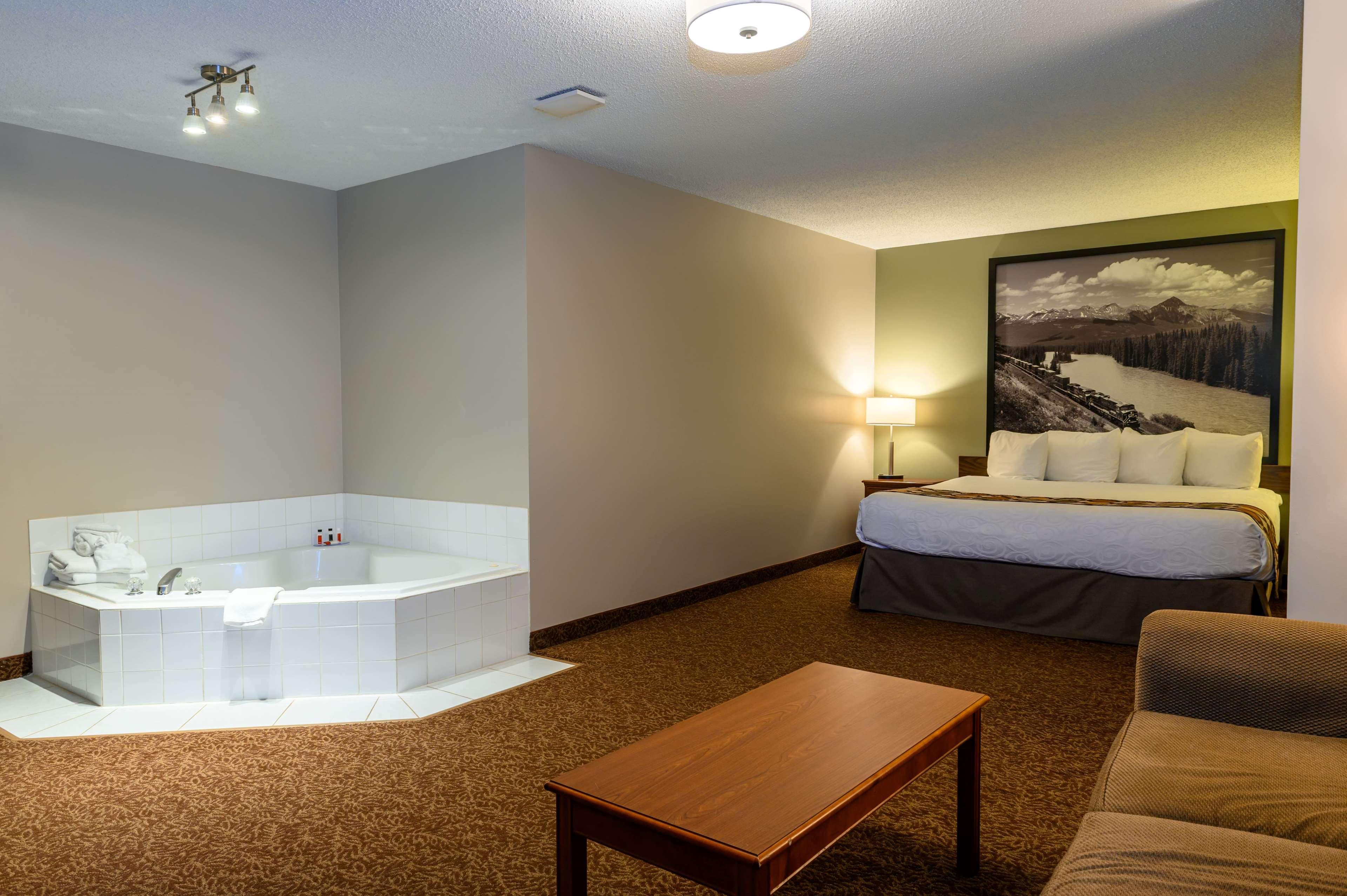 Super 8 By Wyndham Cochrane Hotell Eksteriør bilde