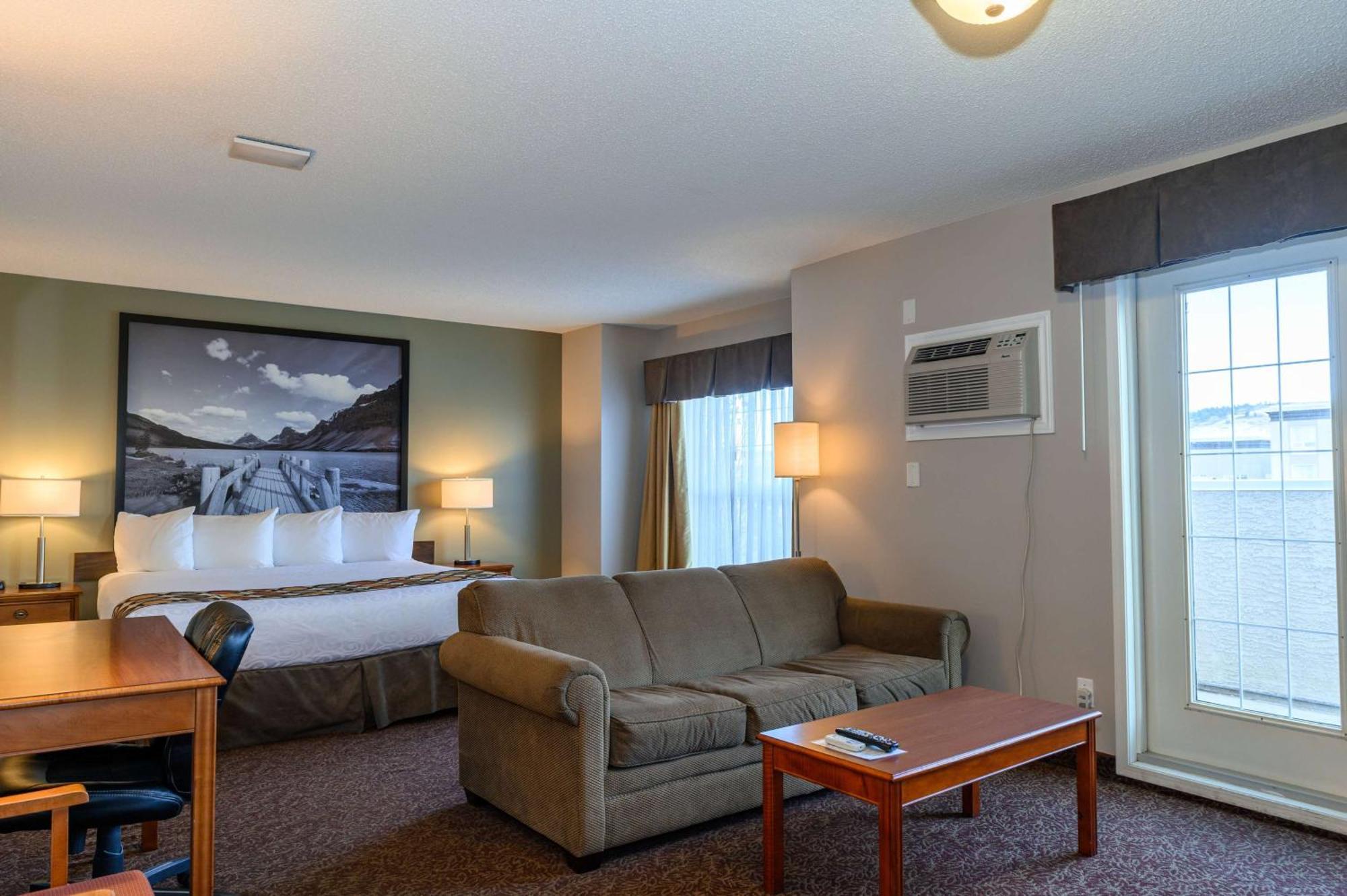Super 8 By Wyndham Cochrane Hotell Eksteriør bilde