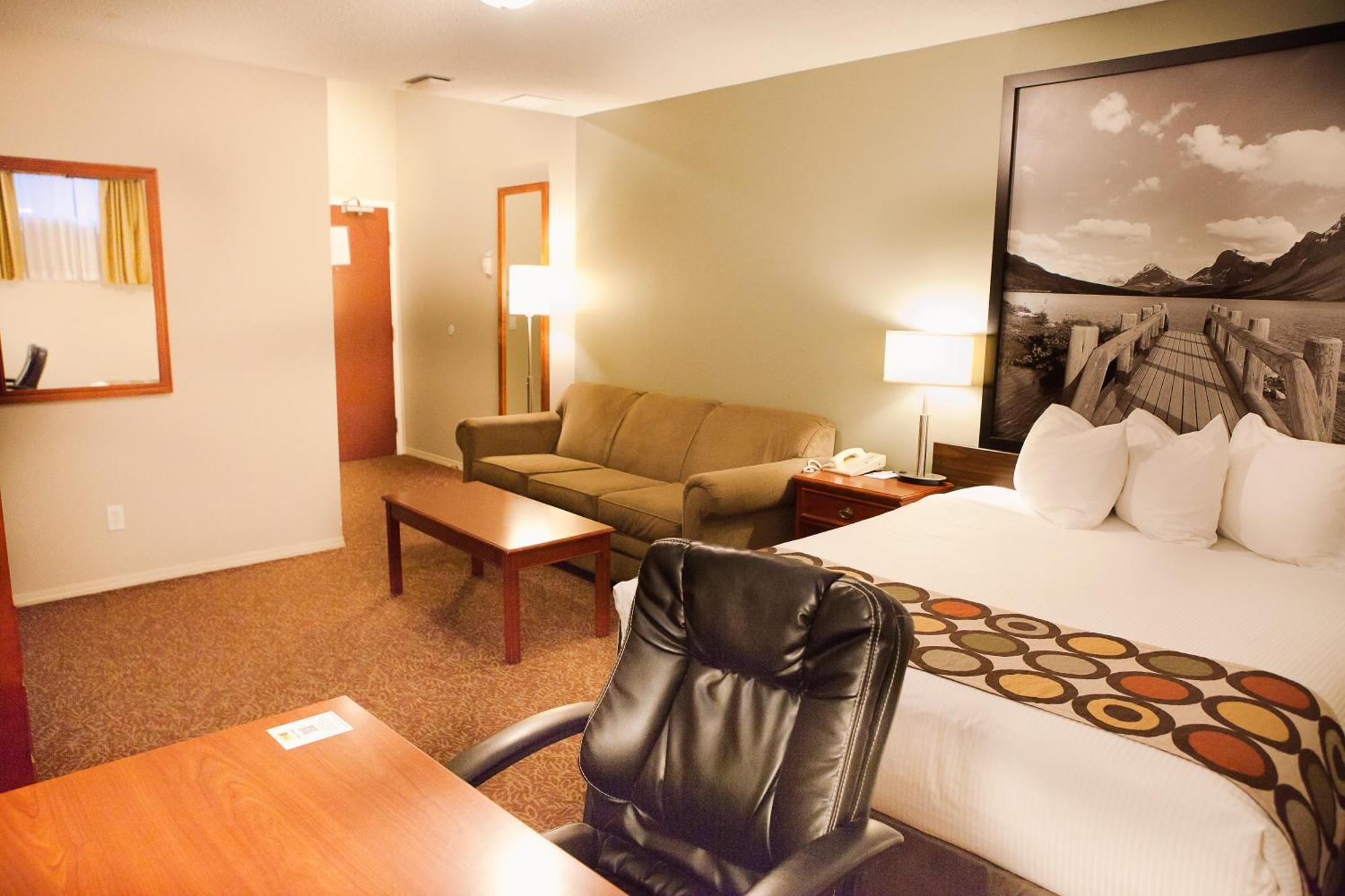 Super 8 By Wyndham Cochrane Hotell Eksteriør bilde
